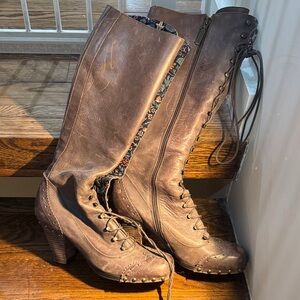 Seychelles Brown Lace-Up Boots with Courderoy Lining
